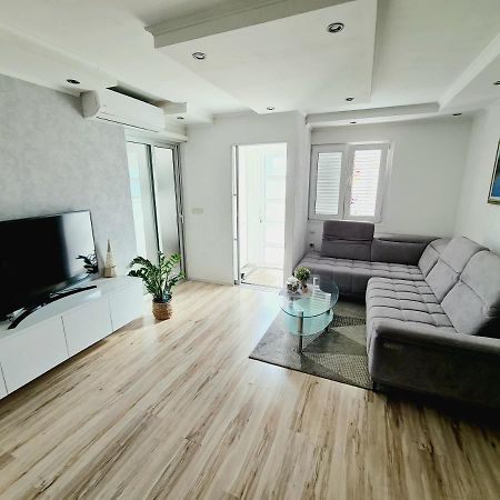 Apartment Mirjana Makarska Exterior foto
