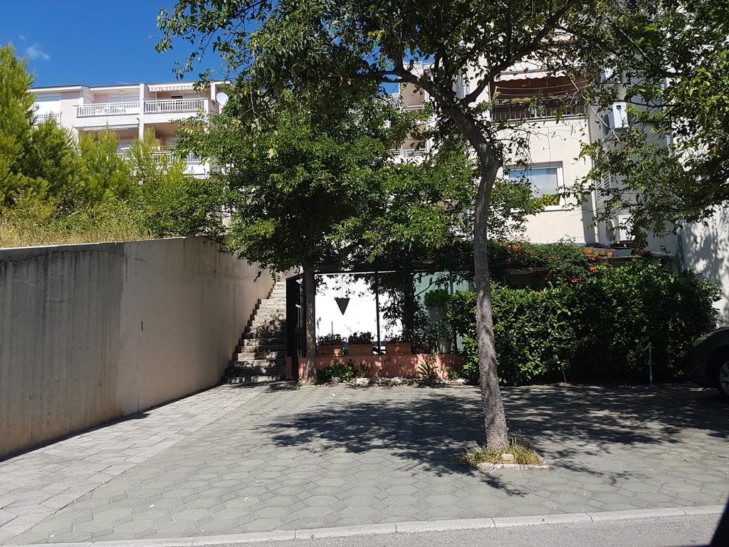 Apartment Mirjana Makarska Exterior foto
